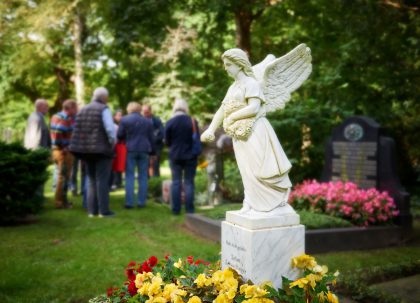 Führung auf dem Riensberger Friedhof