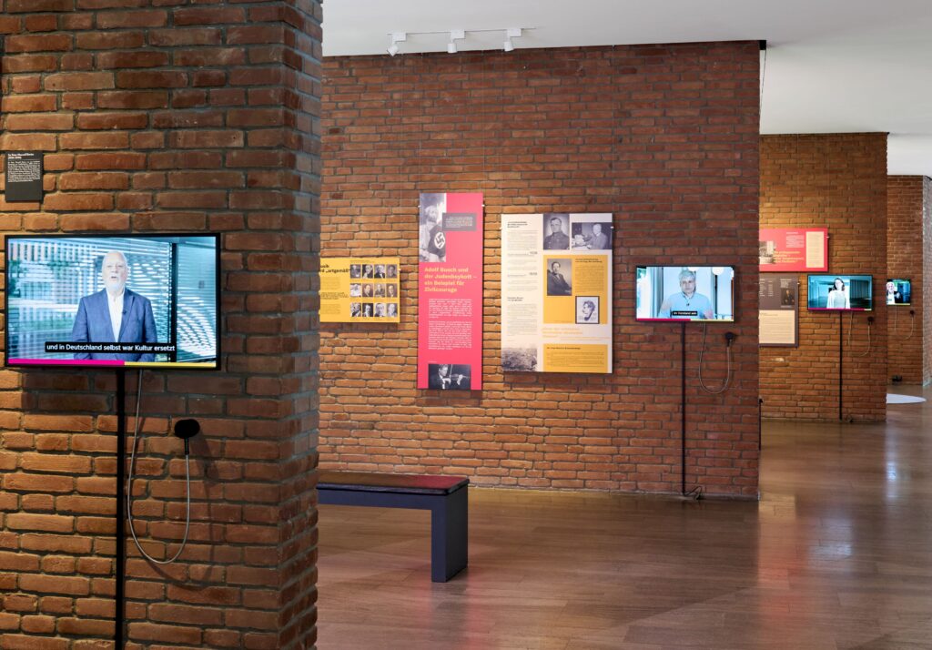 Blick in die Ausstellung